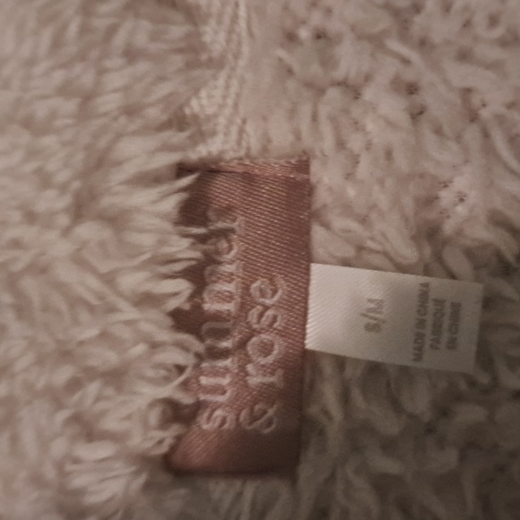 Pullover - Picture 2 of 3